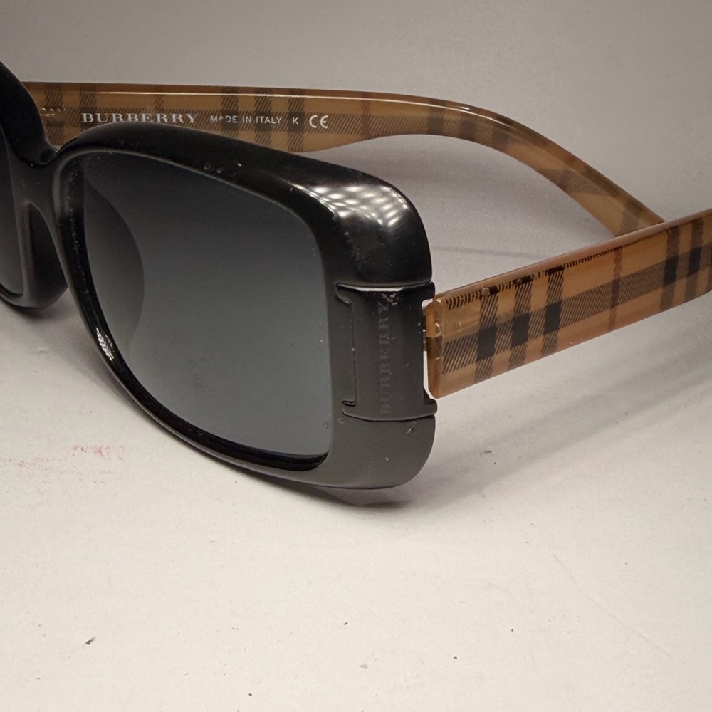 Burberry Black and Brown Novacheck B4087 3001/8g 54mm Rectangle Sunglasses